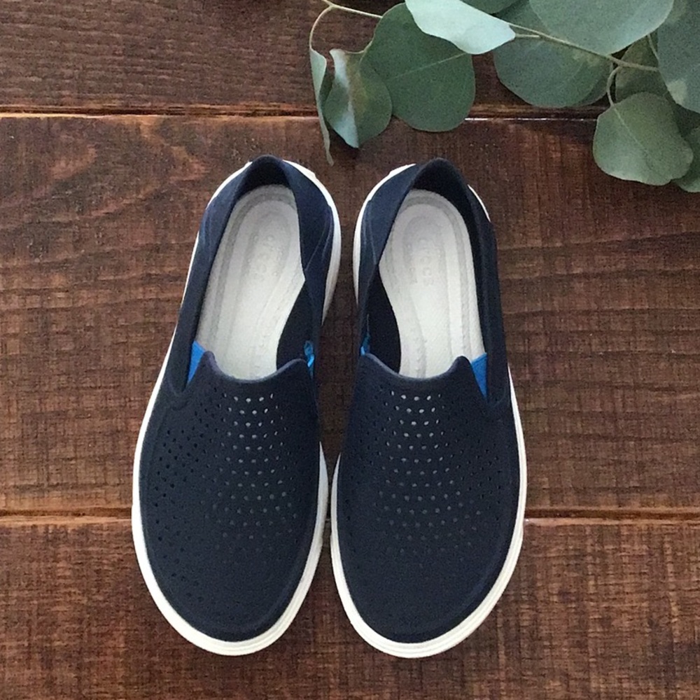 Crocs Slip-on sneaker style